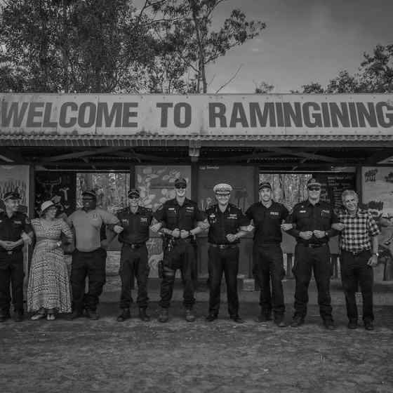 Rosie Batty and NT Police visit Ramingining to congratulate them on all the work that they have done to reduce family violence in their community by 70%.